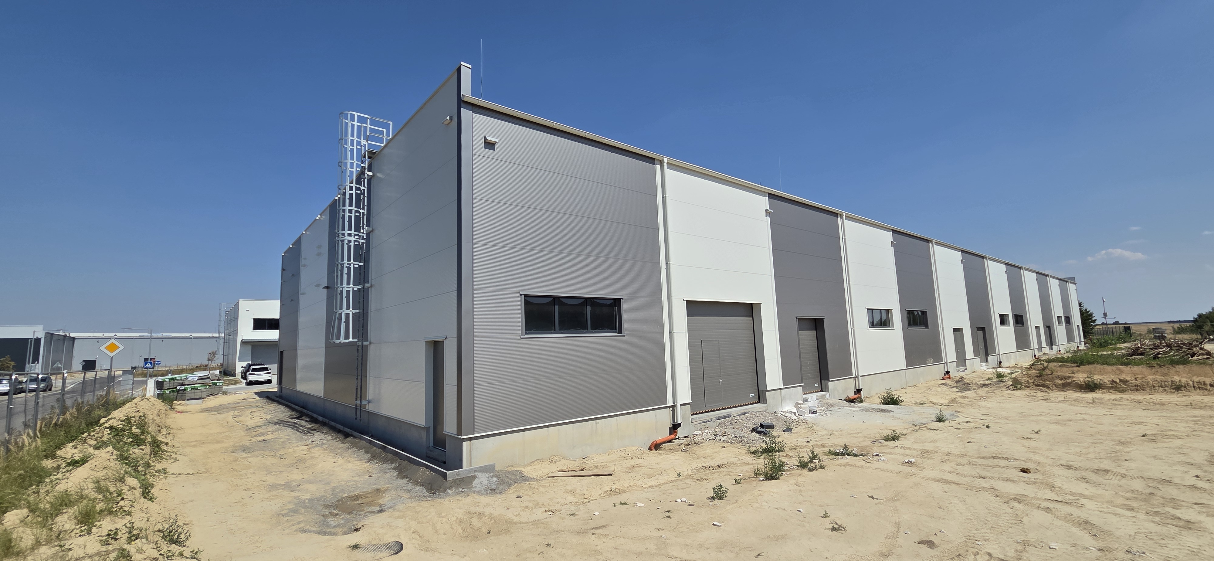 Zadná strana priestoru C7 v areáli PRIMA SPACE